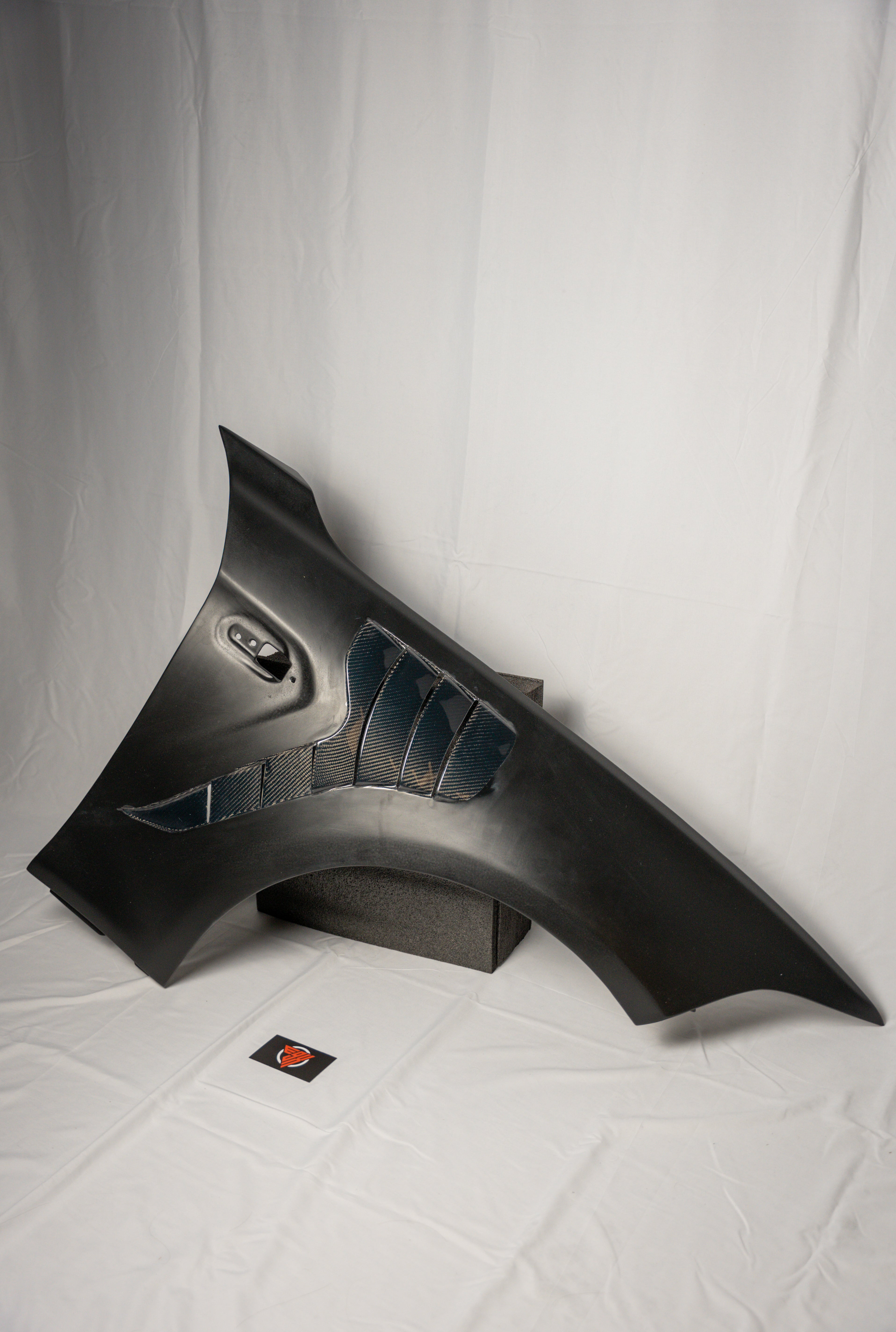 F87 M2/M2C Carbon Fibre Vented Fenders