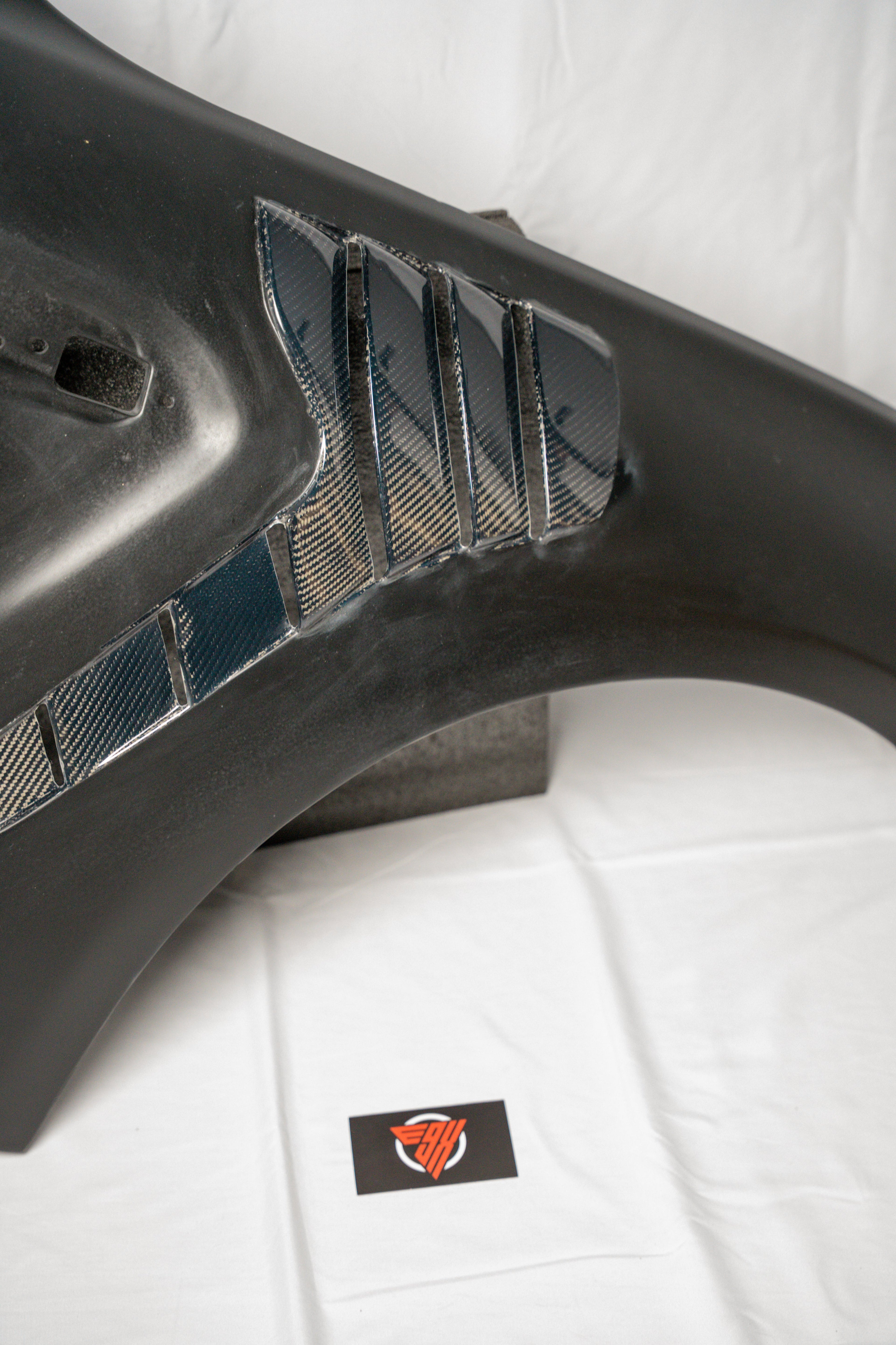F87 M2/M2C Carbon Fibre Vented Fenders