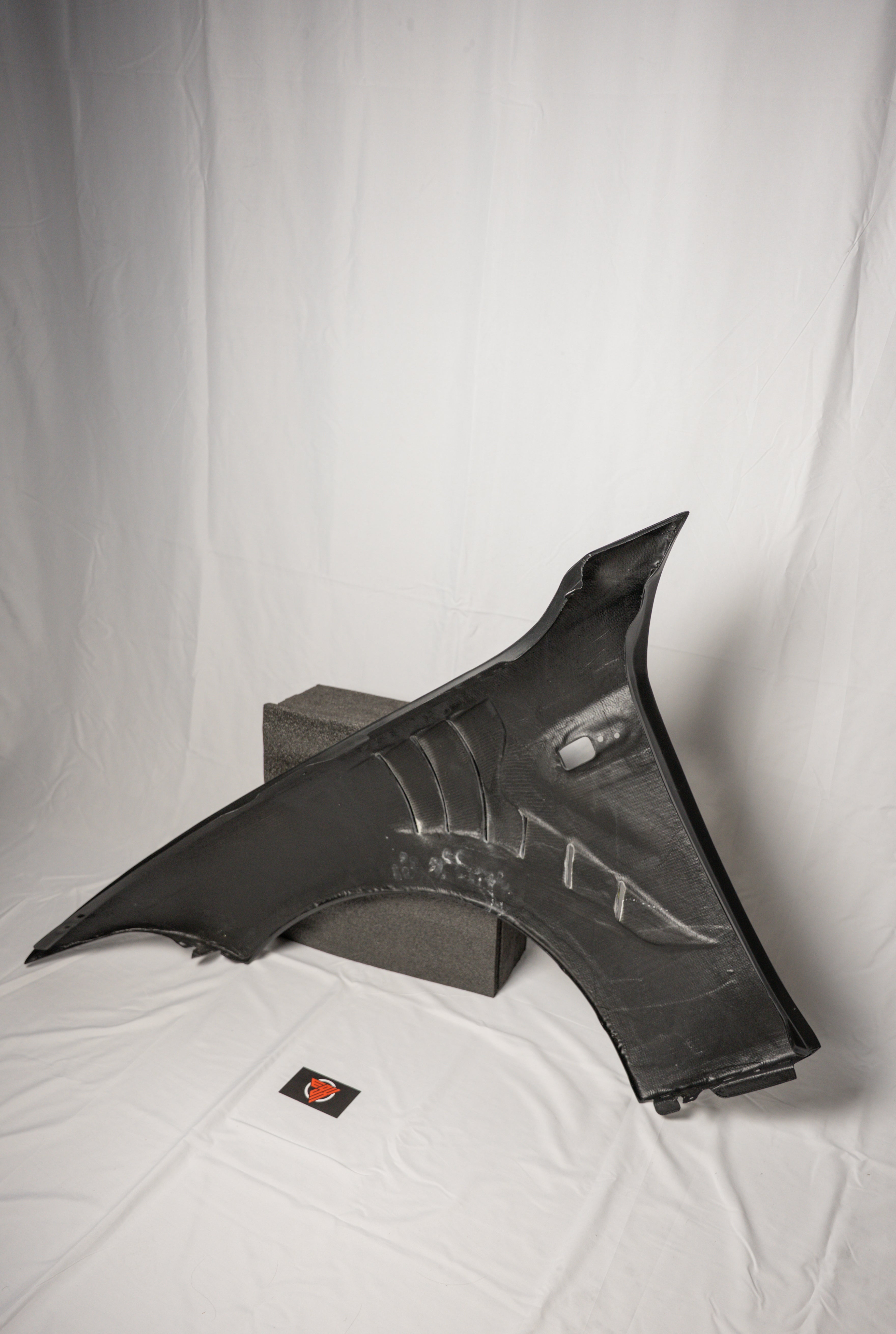 F87 M2/M2C Carbon Fibre Vented Fenders