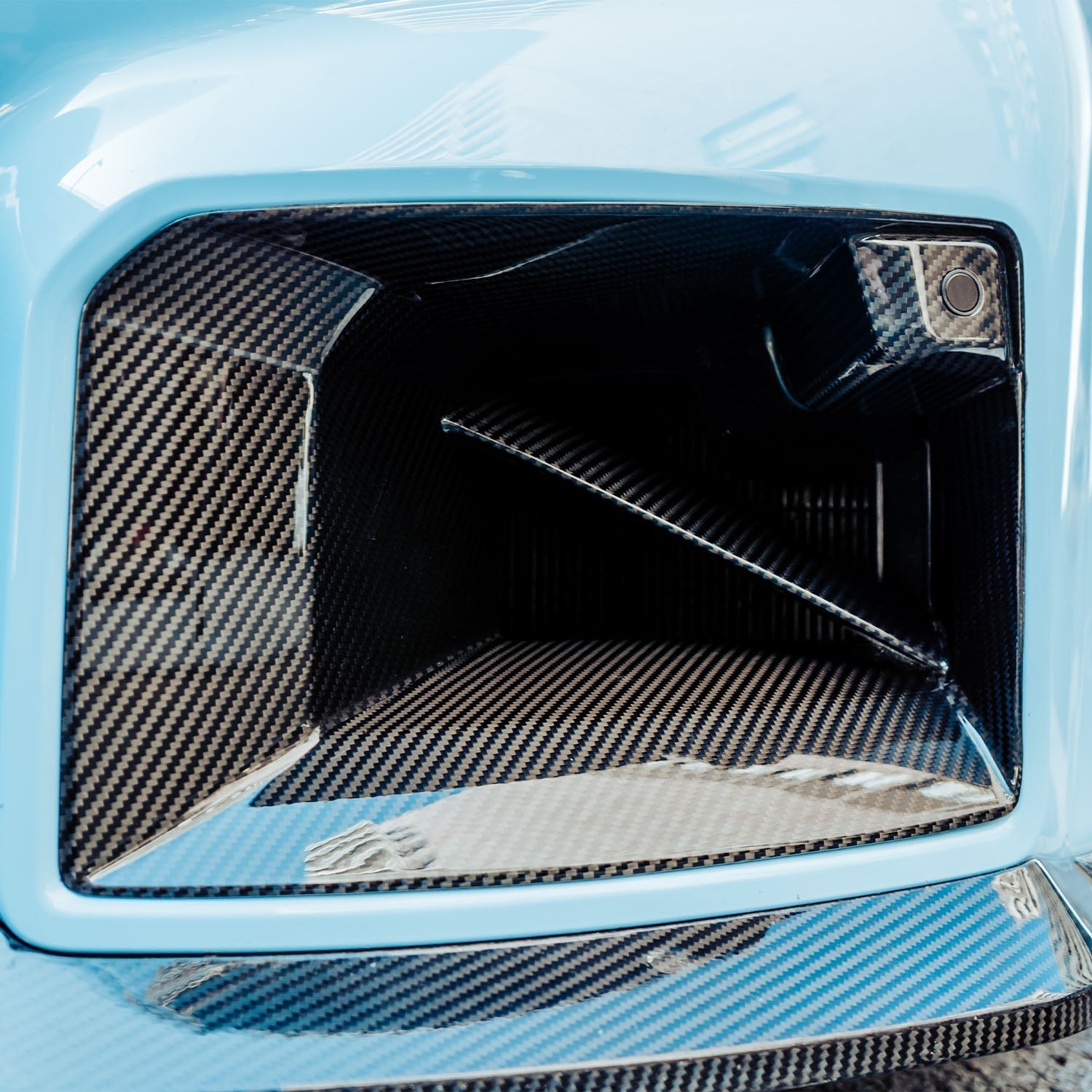 MHC+ BMW G87 M2 Pre Preg Carbon Fibre Performance Style Front Ducts