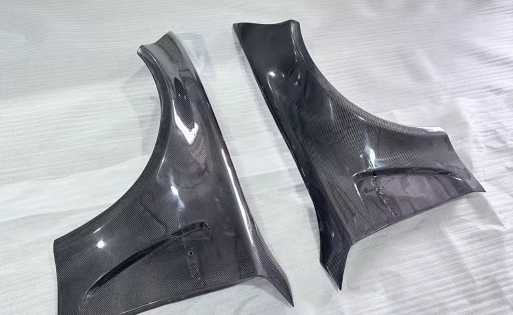 E82 1 Series 1M Style Carbon Fibre Fenders