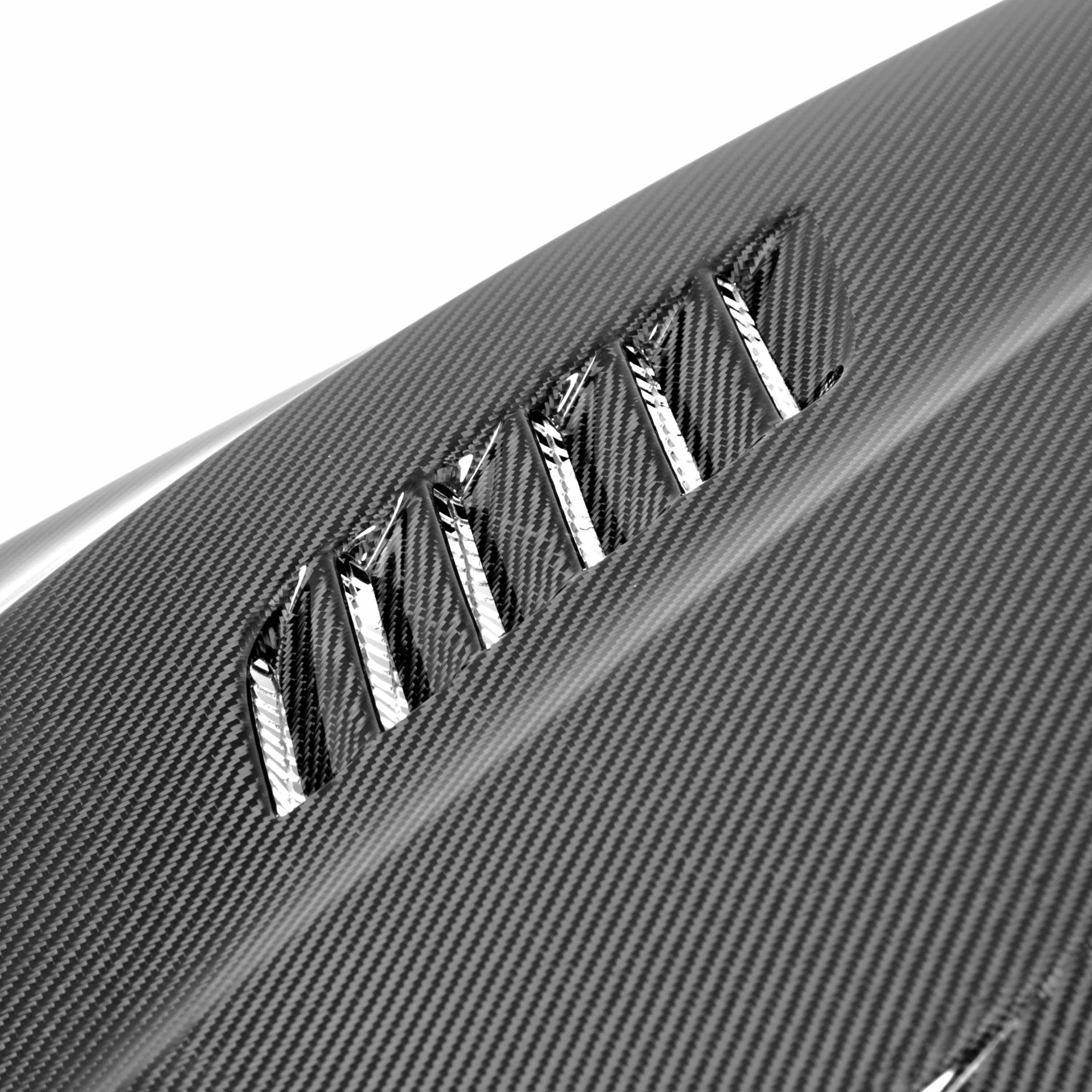Seibon Carbon VR-Style Carbon Fiber Hood For 2012-2020 BMW F30 3 Series / F32 4 Series