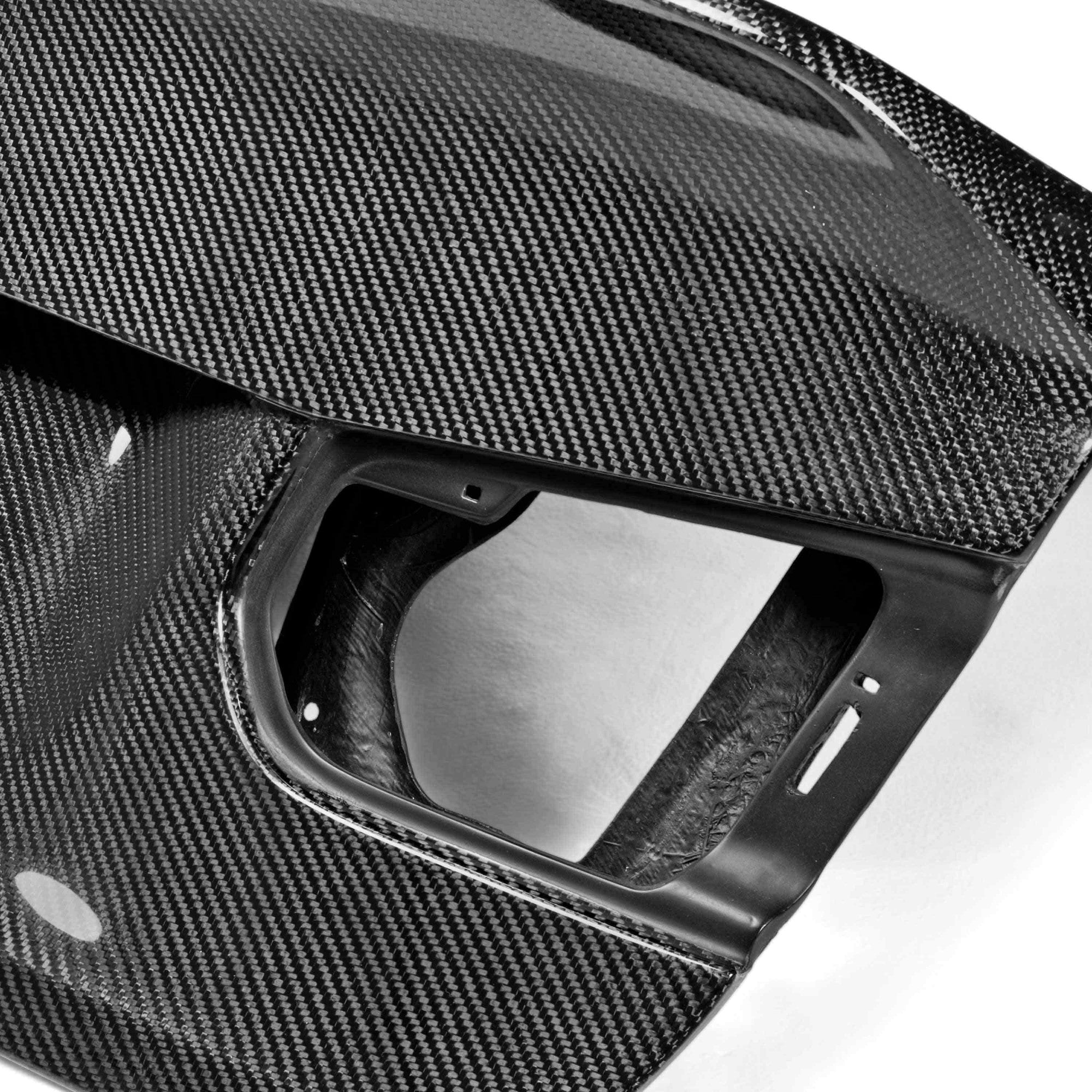 Seibon Carbon CSL-Style Carbon Fibre Boot Lid For 2012-2018 BMW F30 3 Series / F80 M3 (Emblem Shaved)