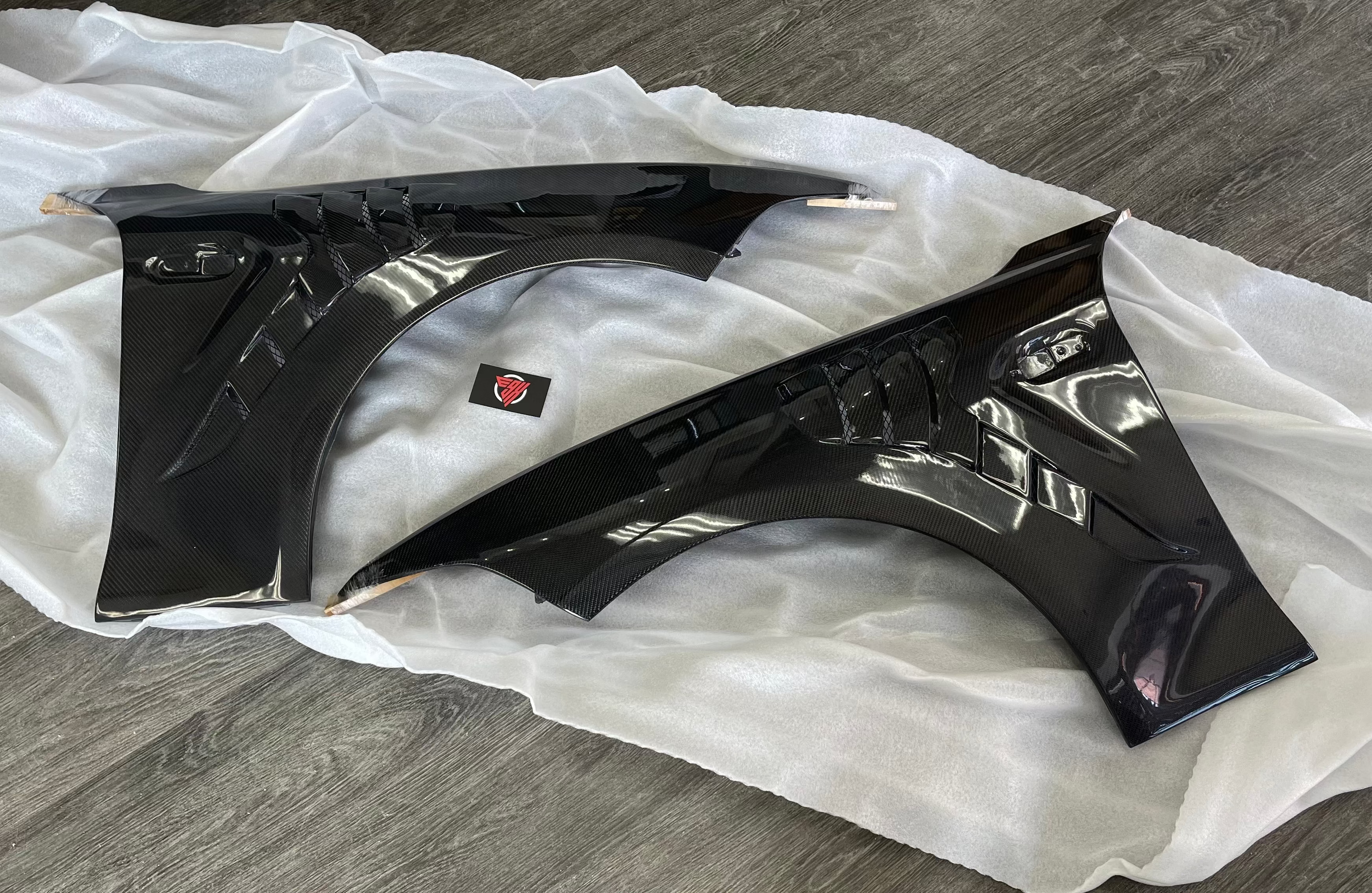 F87 M2/M2C Carbon Fibre Vented Fenders