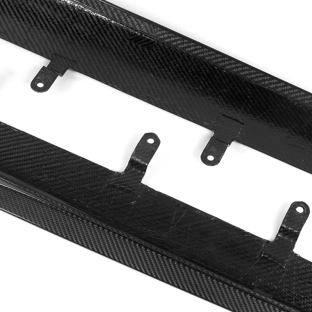 SooQoo BMW G05 X5 Side Skirts In Gloss Carbon Fibre