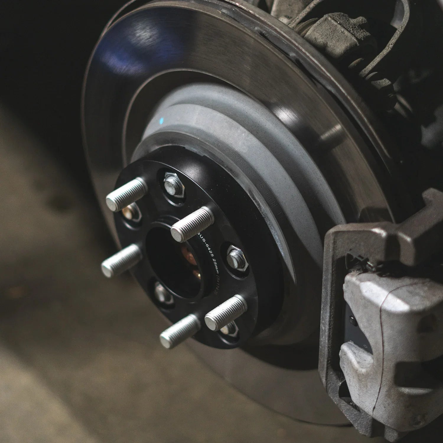 CTS Turbo Tesla Model 3/Model Y Hubcentric Wheel Spacers (with Lip) +18mm | 5×114.3 CB 64.1