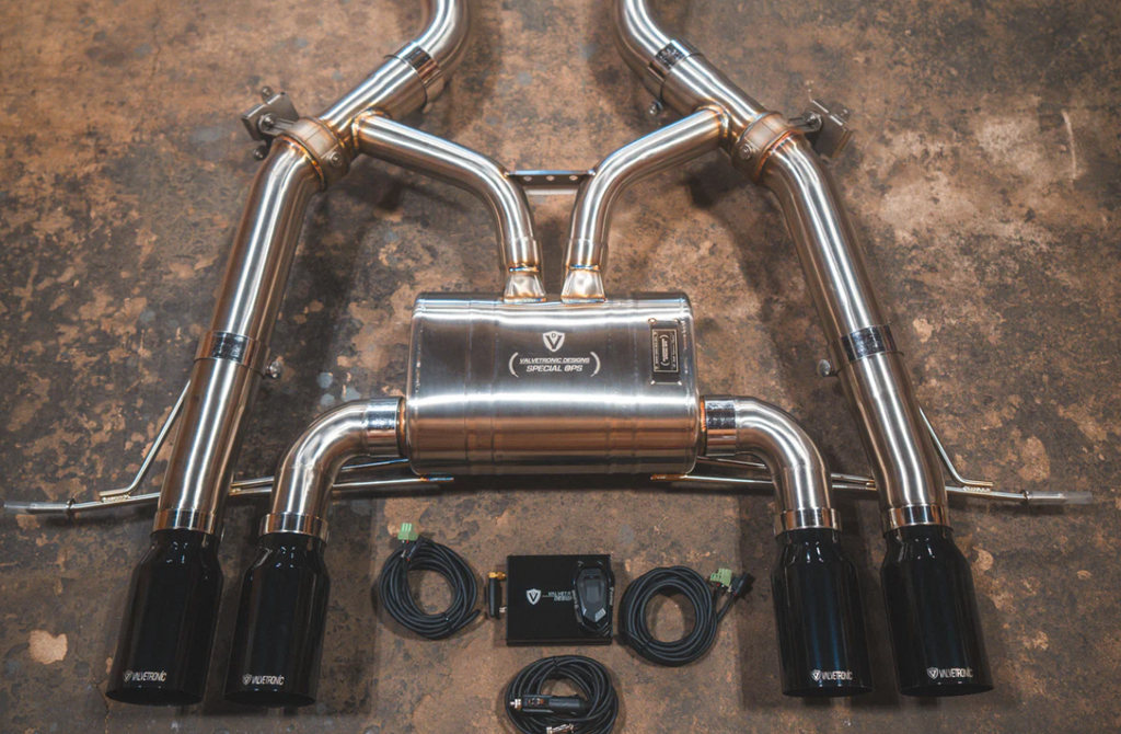 BMW M3 / M4 Equal Length Valved Sport Exhaust System (F80 / F82 / F83)