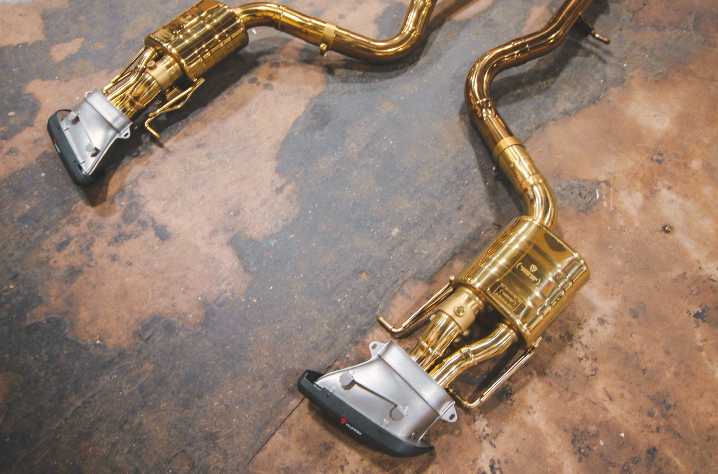 Mercedes W213 E63 AMG / AMGs Valved Sport Exhaust System