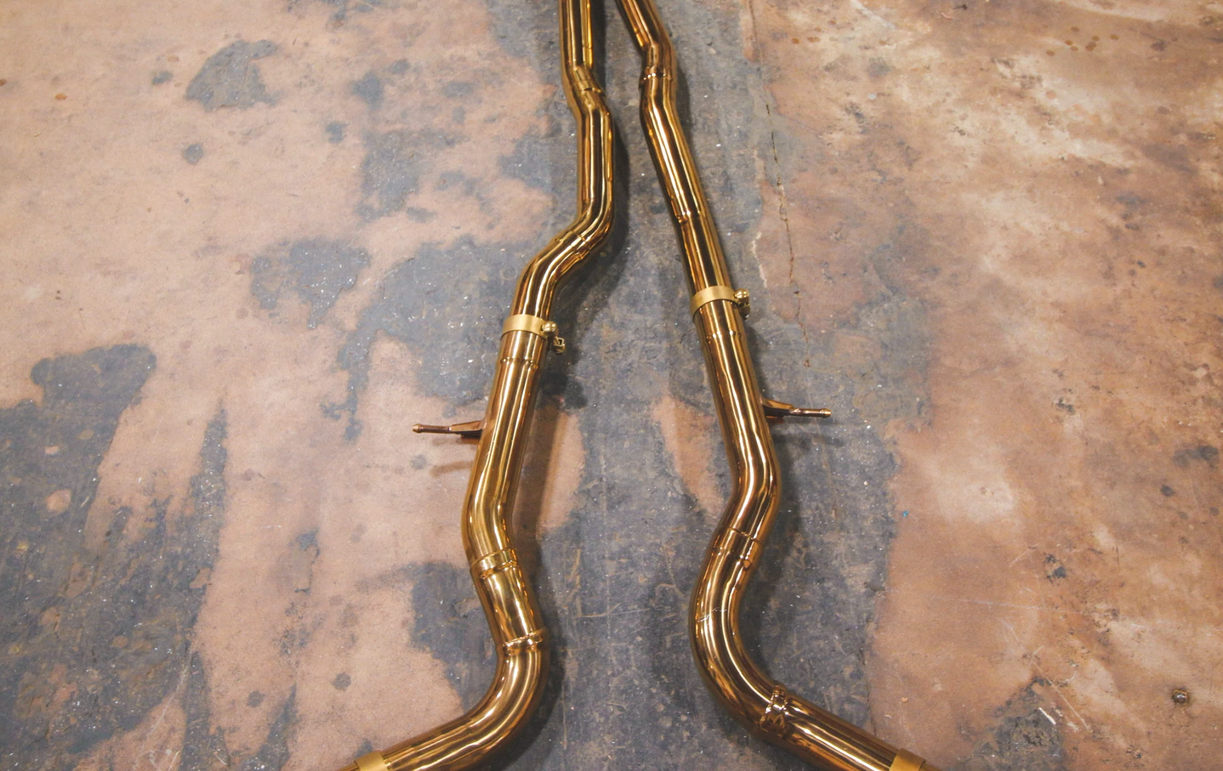 Mercedes W213 E63 AMG / AMGs Valved Sport Exhaust System