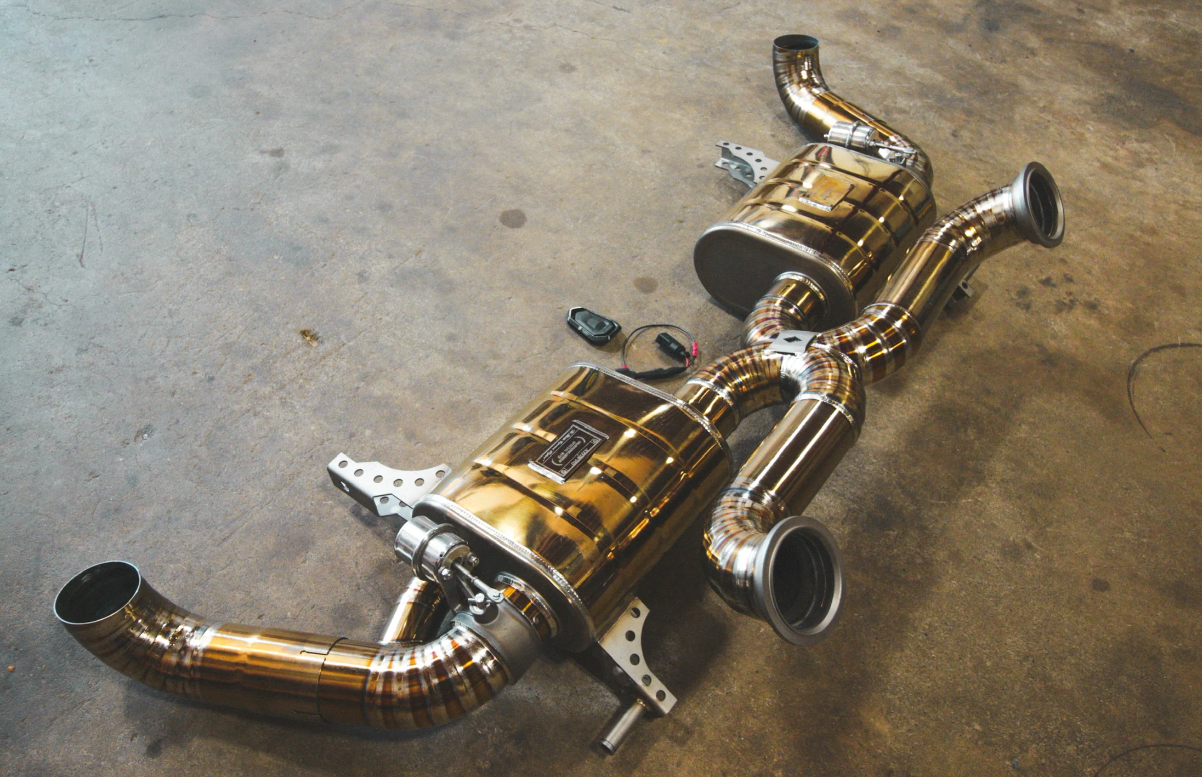 Audi R8 V8 / V10 Valved Sport Exhaust System