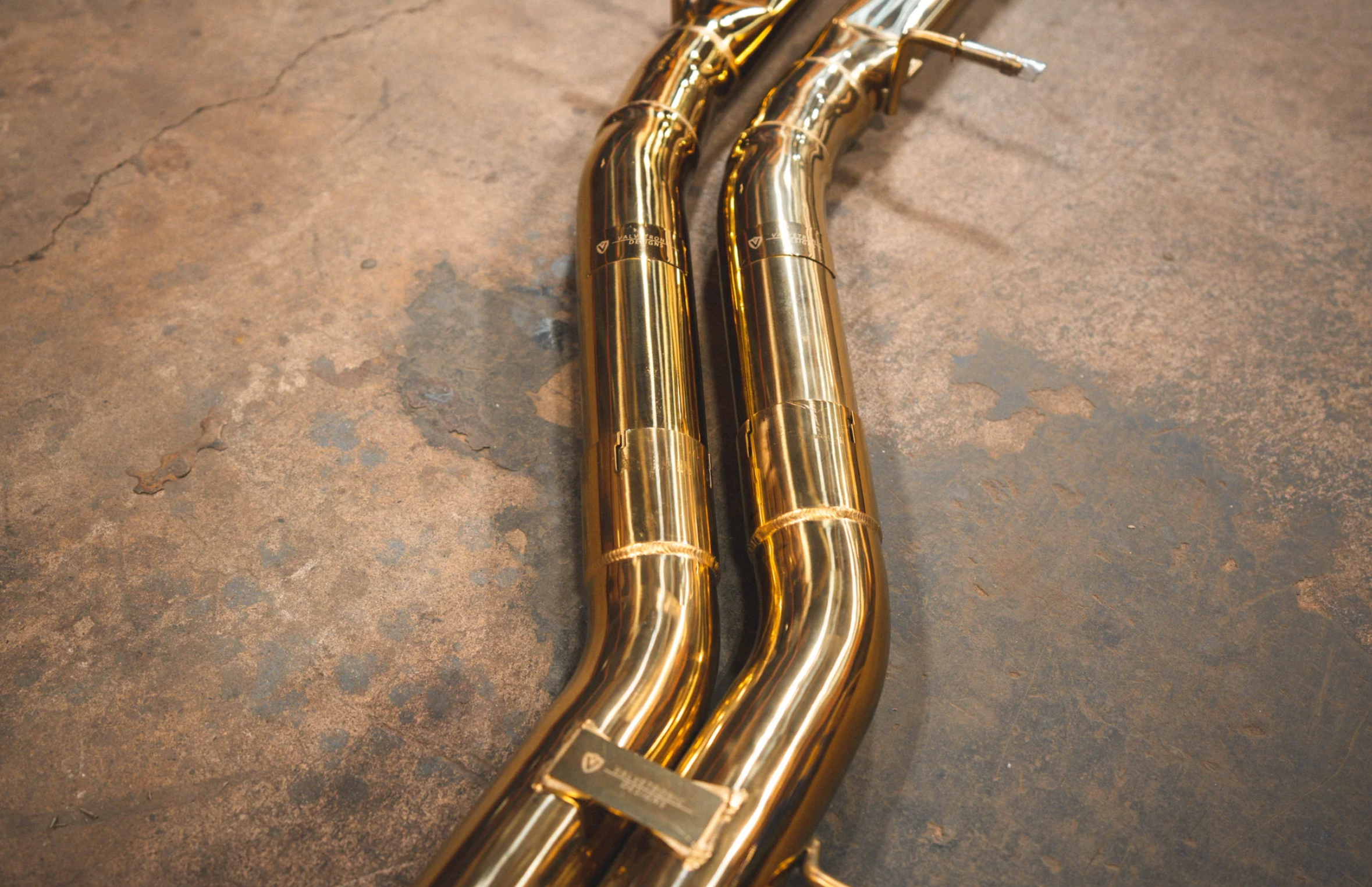 AUDI RSQ8 Valved Sport Exhaust system