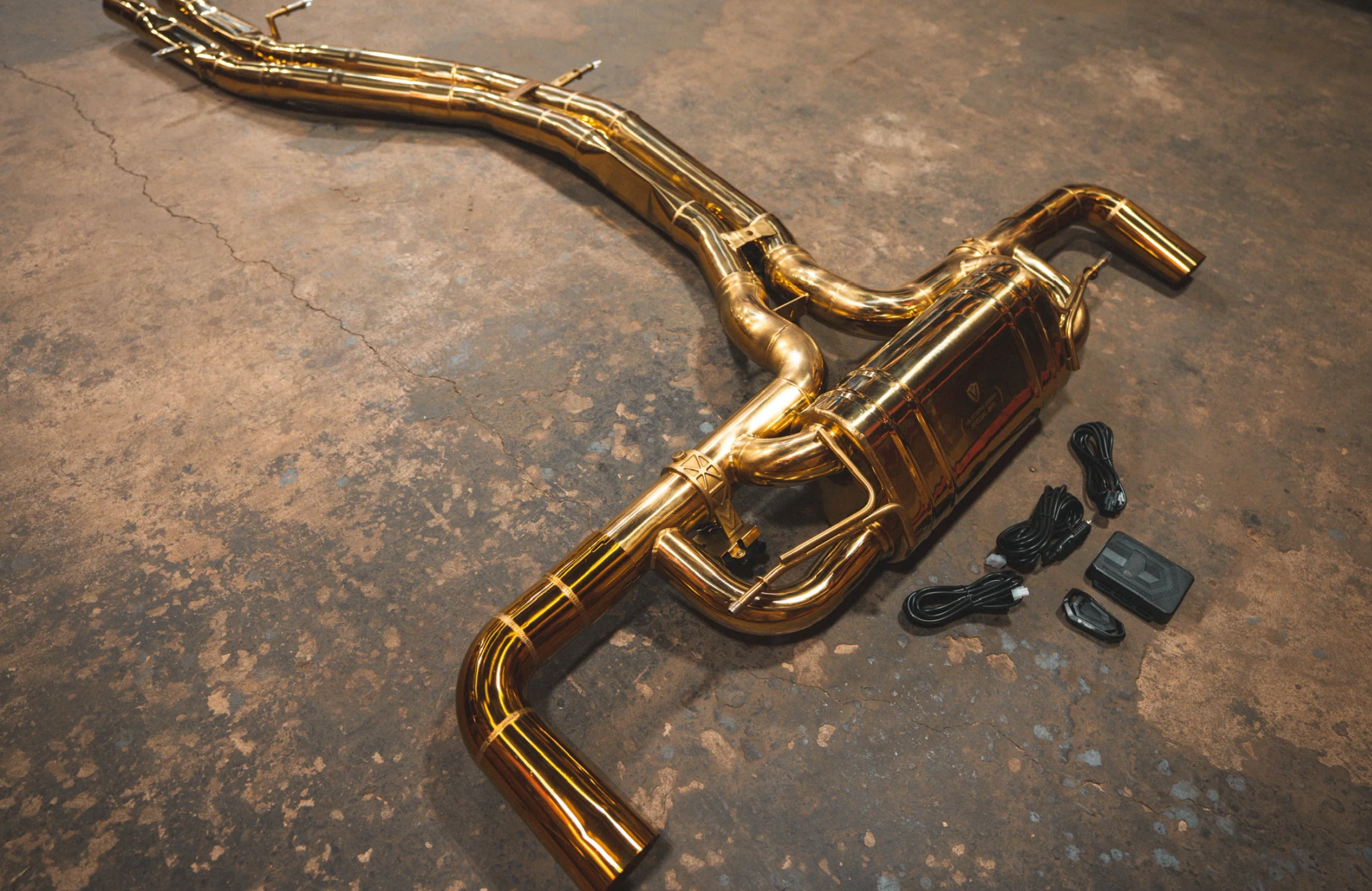 AUDI RSQ8 Valved Sport Exhaust system