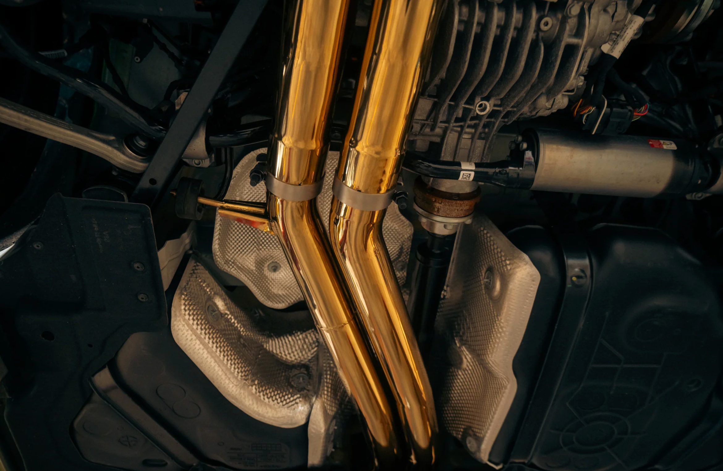 AUDI RSQ8 Valved Sport Exhaust system
