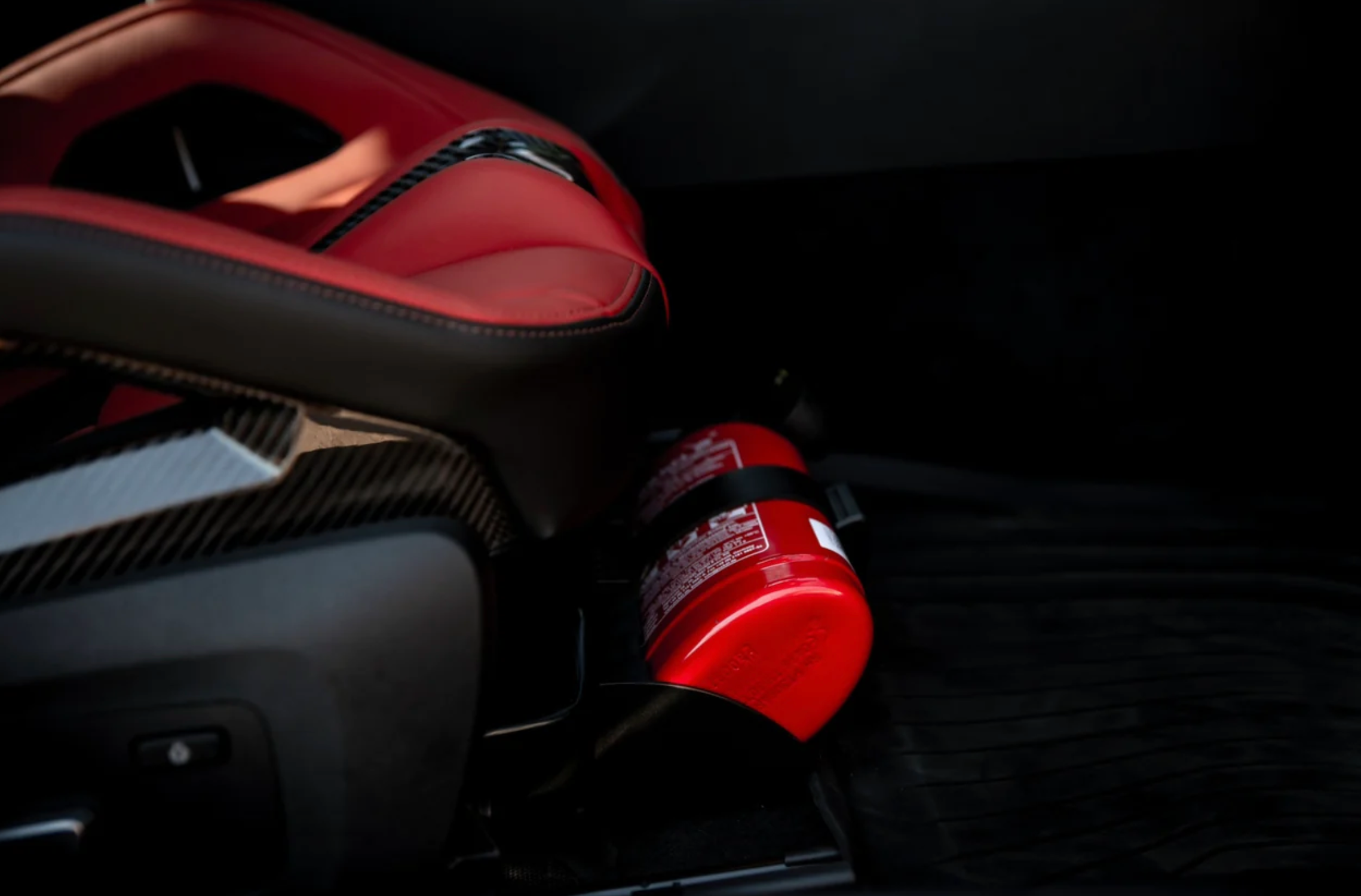 OEM G8X FIRE EXTINGUISHER KIT