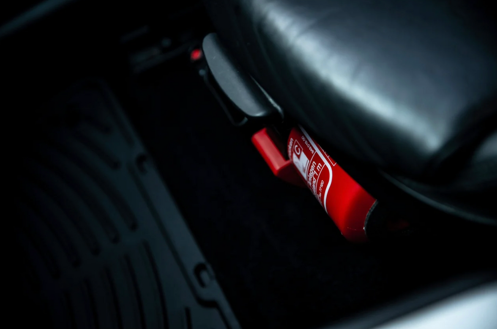 OEM E46 FIRE EXTINGUISHER KIT