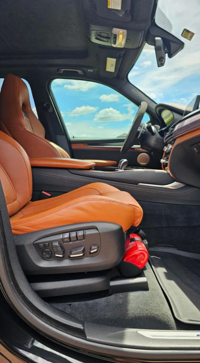 F90 M5 AND X5M OEM FIRE EXTINGUISHER KIT