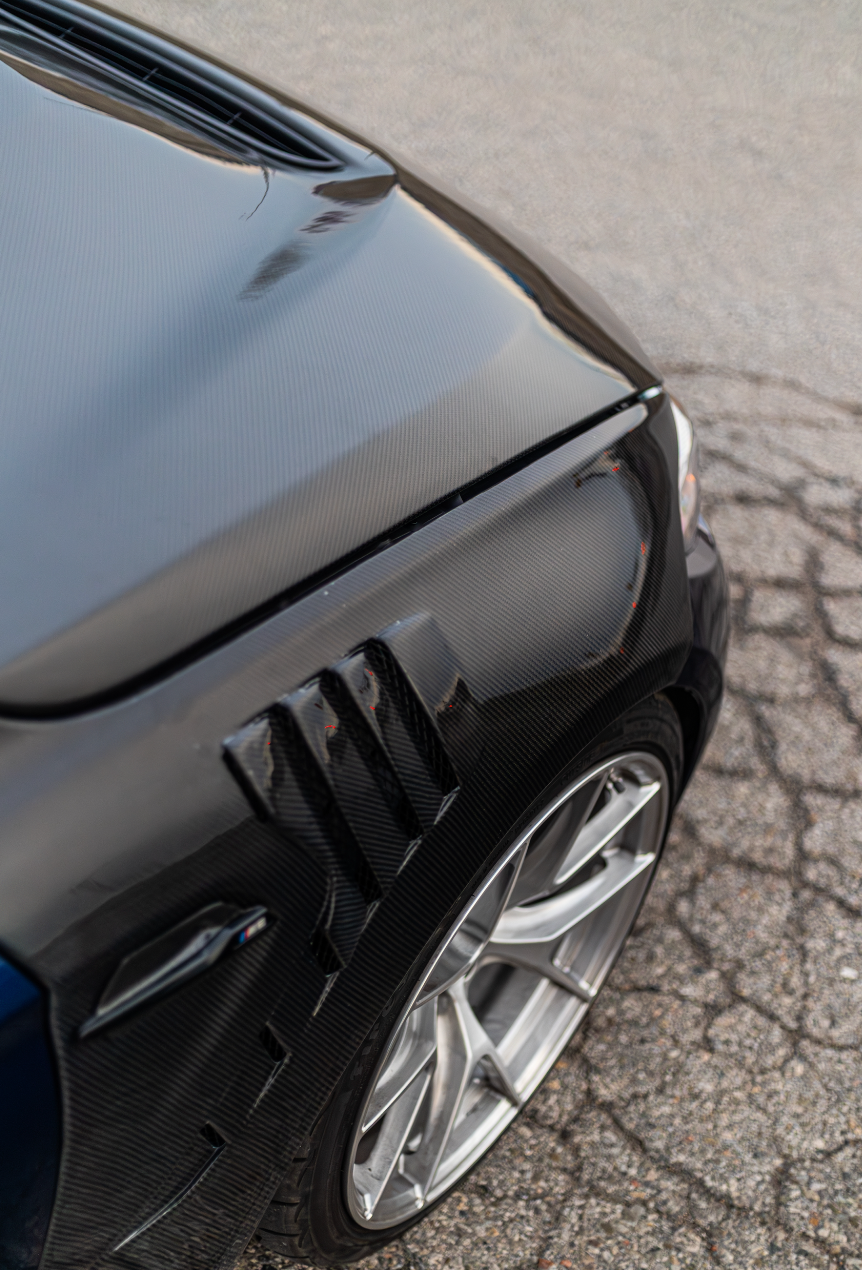 F87 M2/M2C Carbon Fibre Vented Fenders