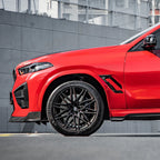SooQoo BMW F96 X6M LCI Side Fender Trims In Gloss Carbon Fibre