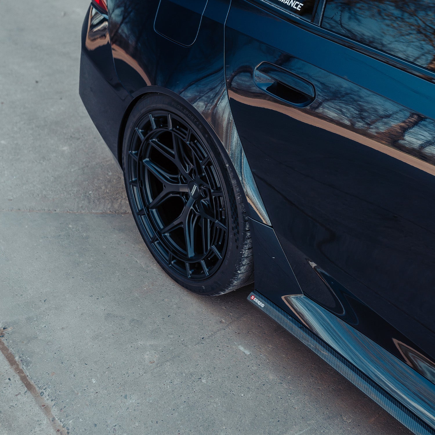 SooQoo BMW G90 & G99 M5 SQ-A Side Skirts In Gloss Carbon Fibre