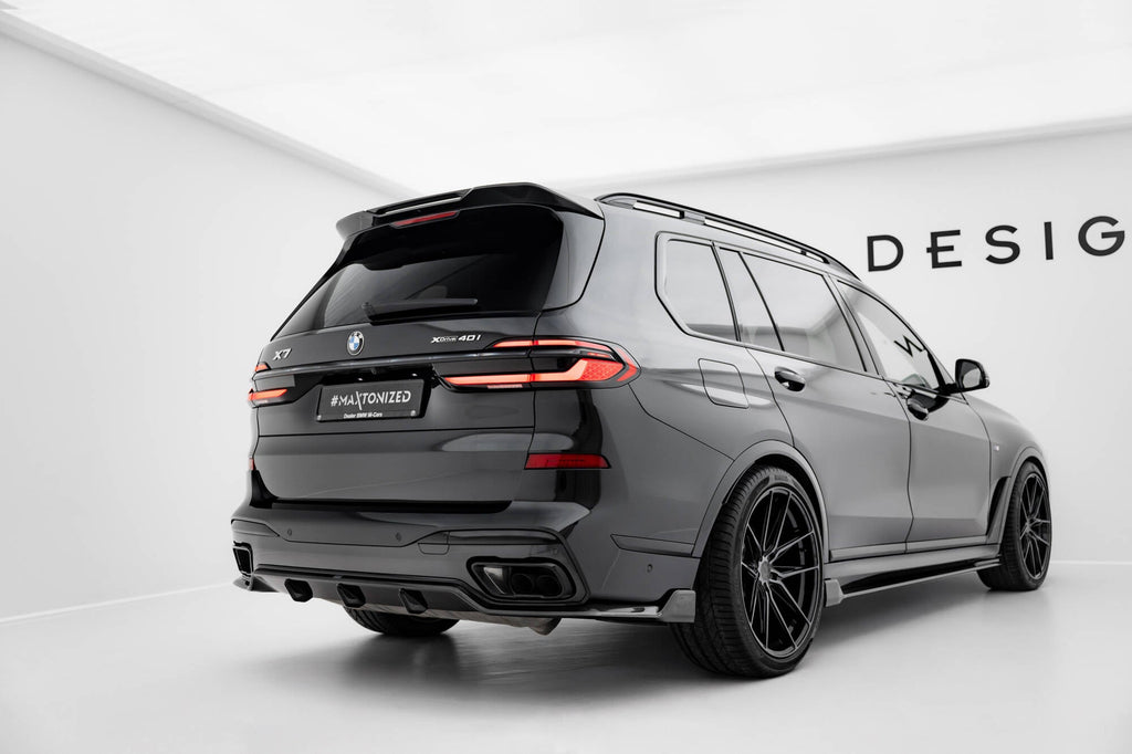 BMW - X7 M-PACK - G07/ G07  FACELIFT - CARBON FIBER REAR DIFFUSER (VERSION WITHOUT TOWBAR)
