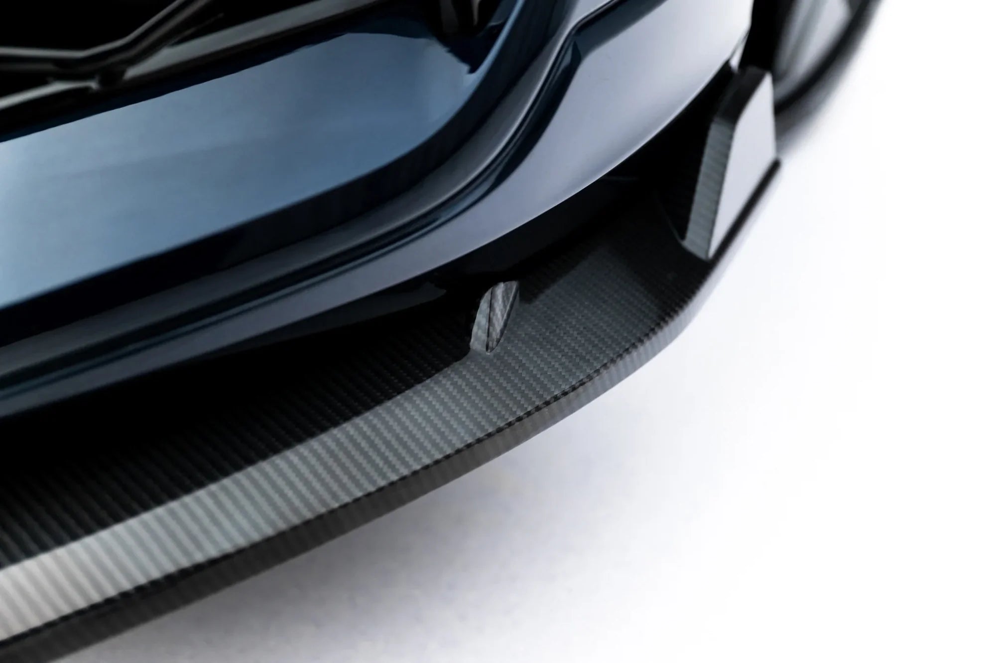 Audi - RSQ8 Mk1 Facelift - Prepreg Carbon Fiber Front Splitter