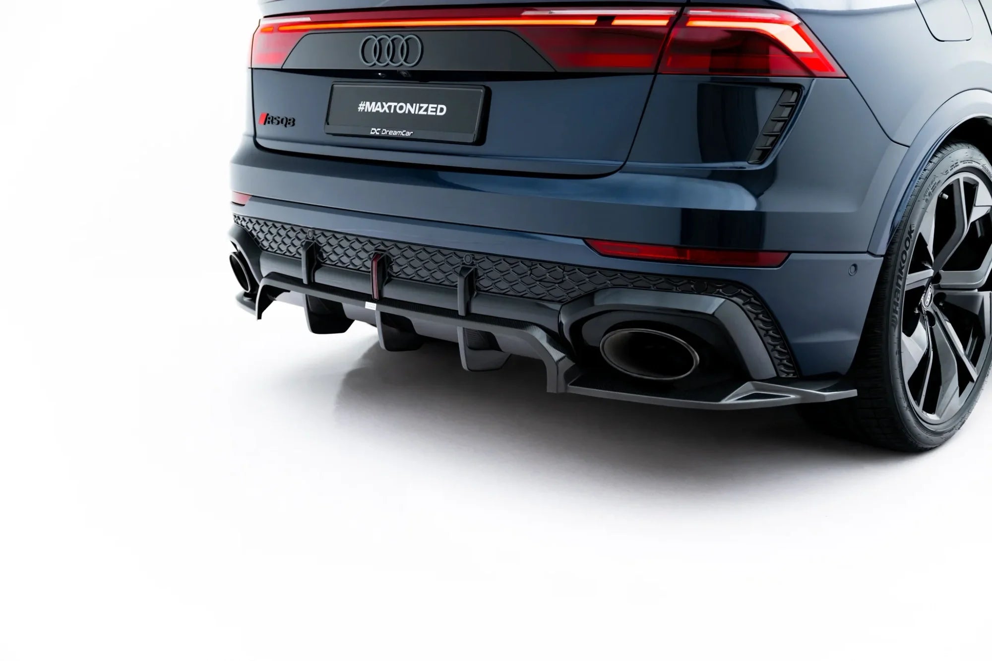 Audi - RSQ8 Mk1 Facelift - Prepreg Carbon Fiber Rear Splitter (with vertical bars)