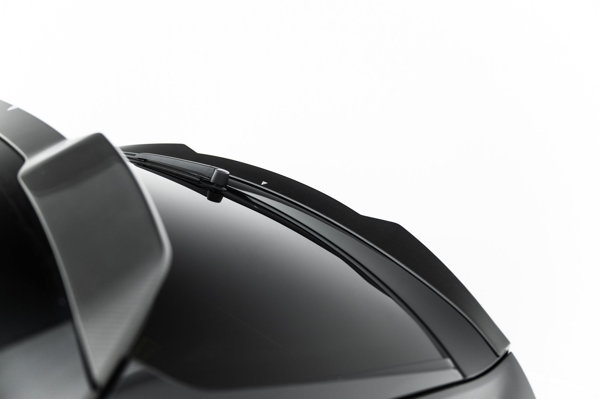AUDI -  RSQ8 / SQ8 / Q8 S-LINE - CARBON FIBER LOWER TAILGATE SPOILER