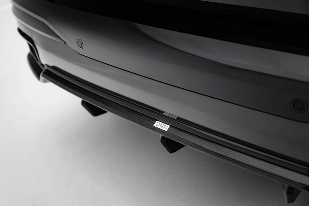 BMW - X7 M-PACK - G07/ G07  FACELIFT - CARBON FIBER REAR DIFFUSER (VERSION WITHOUT TOWBAR)