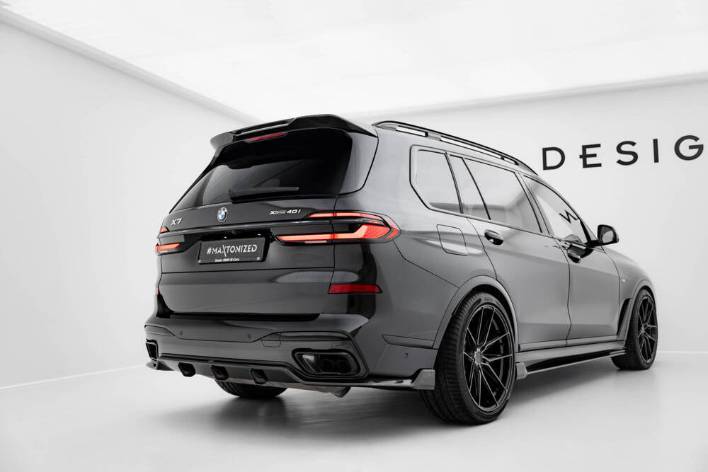 BMW - X7 M-PACK - G07/ G07  FACELIFT - CARBON FIBER TAILGATE UPPER SPOILER