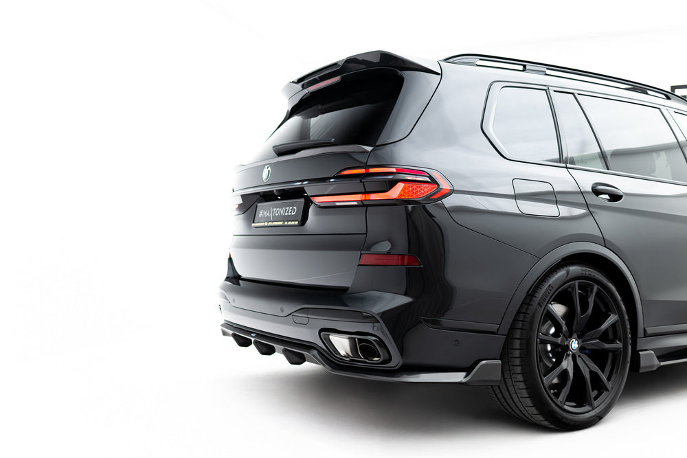 BMW - X7 M-PACK - G07/ G07  FACELIFT - CARBON FIBER TAILGATE LOWER SPOILER