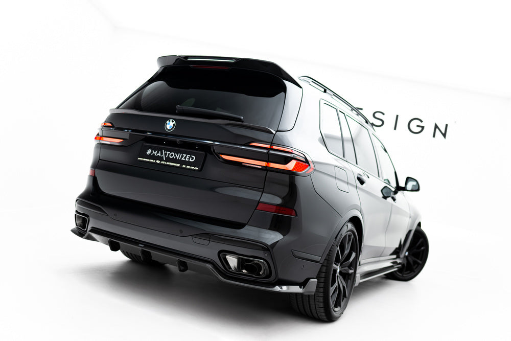 BMW - X7 M-PACK - G07/ G07  FACELIFT - CARBON FIBER TAILGATE LOWER SPOILER