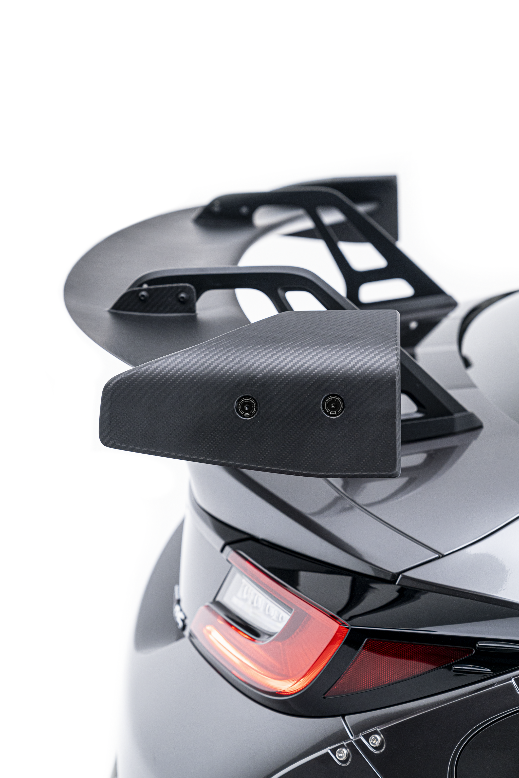 TOYOTA GR86 / SUBARU BRZ AT-R1 SWAN NECK WING