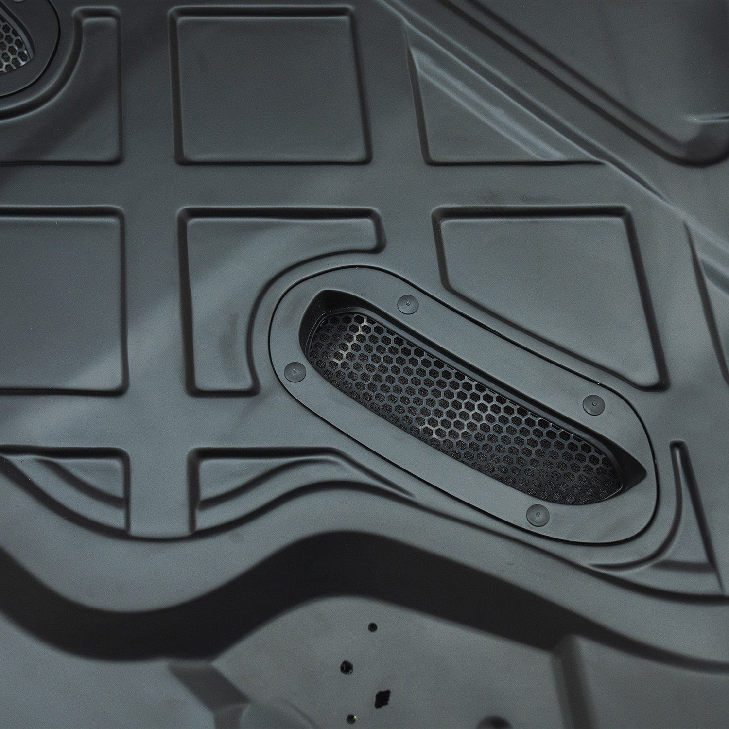 SooQoo BMW G90 & G99 M5 Vented Hood In Pre Preg Carbon Fibre (Primed)