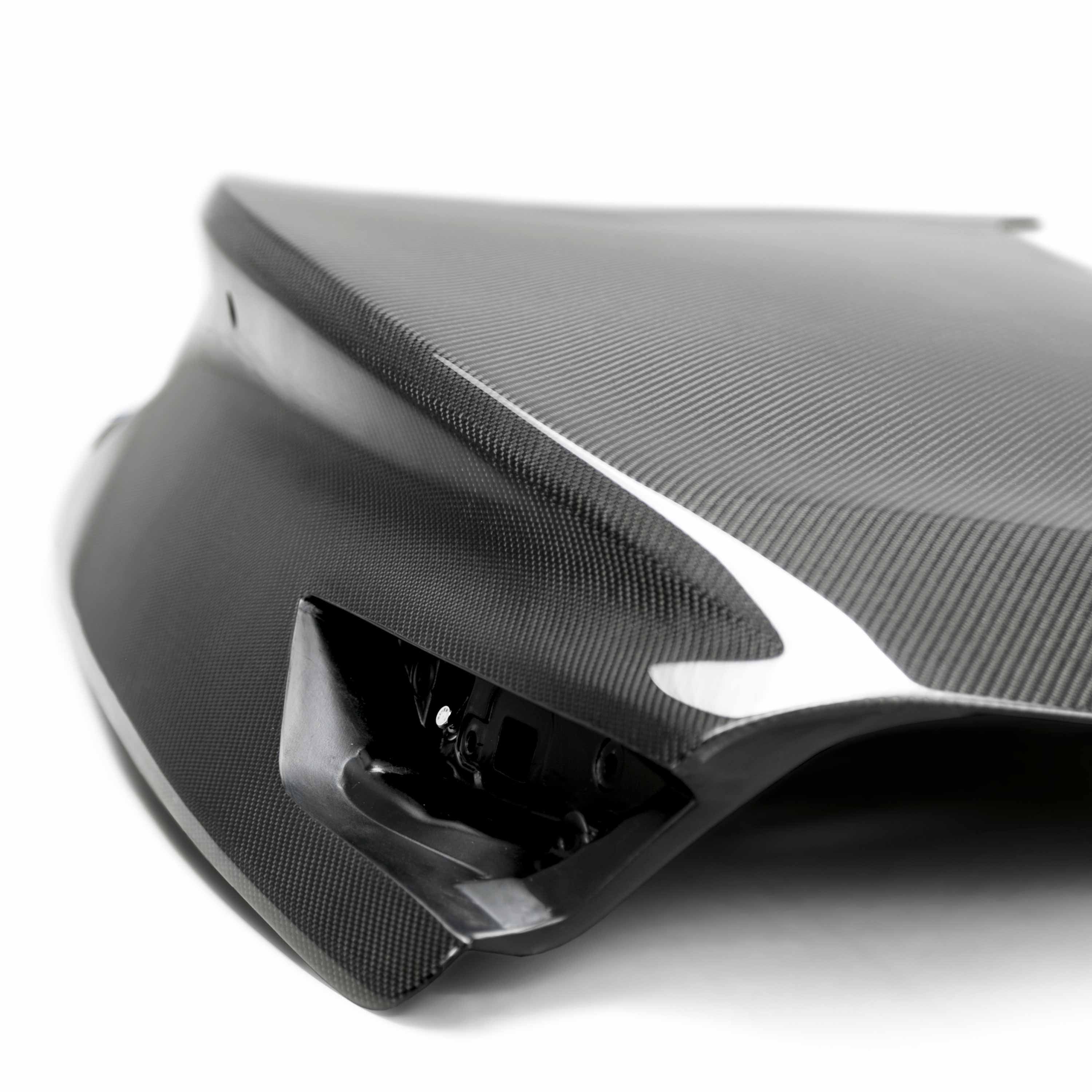 Seibon OE-Style Carbon Fiber Trunk Lid - 2017-2022 Infiniti Q60